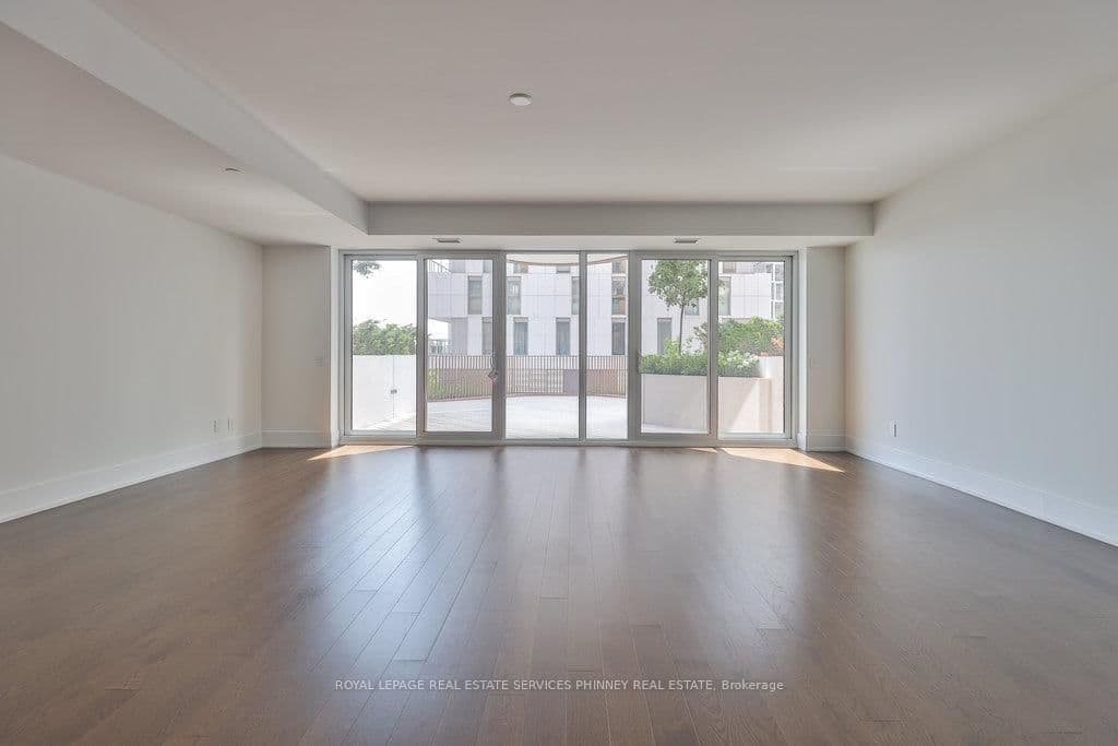 155 Merchants' Wharf, Unit 214 thumbnail 13