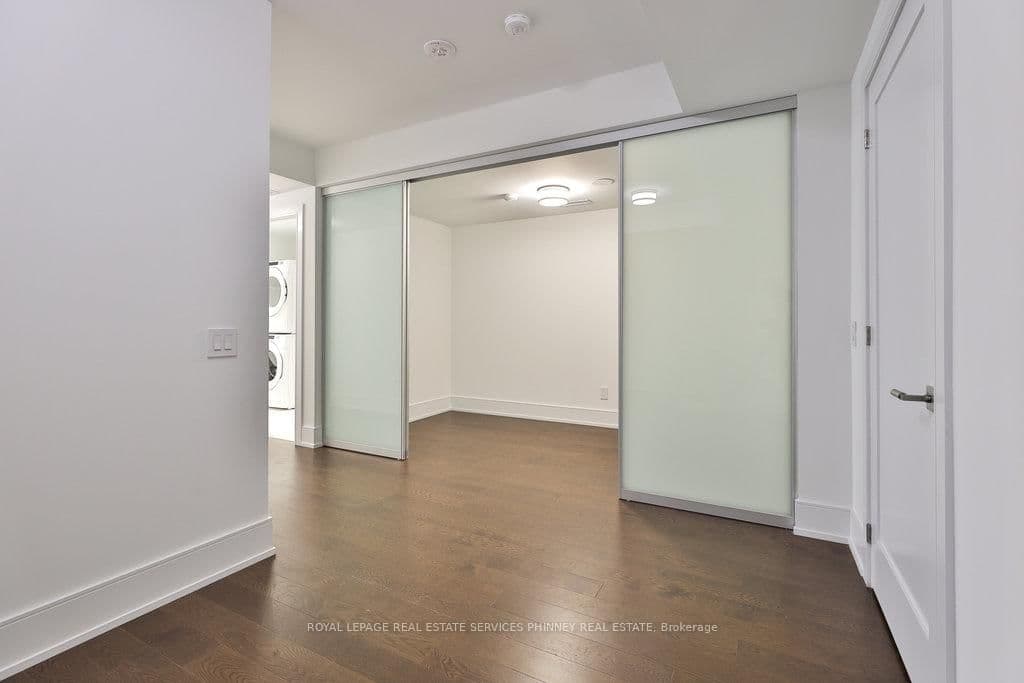 155 Merchants' Wharf, Unit 214 thumbnail 15