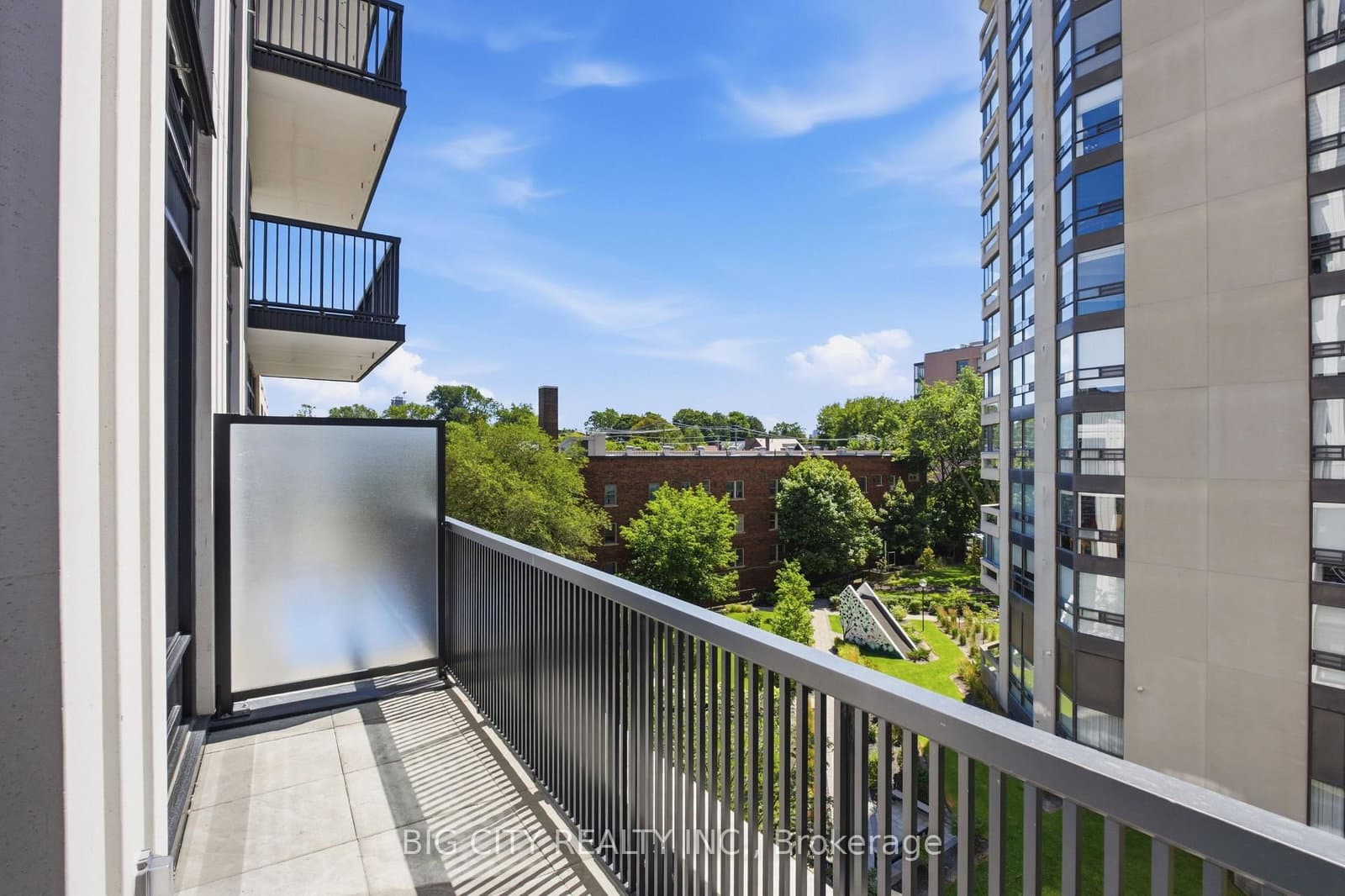 91 Montclair Avenue, Unit 829 thumbnail 11