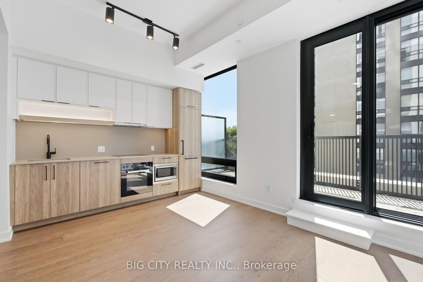 91 Montclair Avenue, Unit 829 thumbnail 2