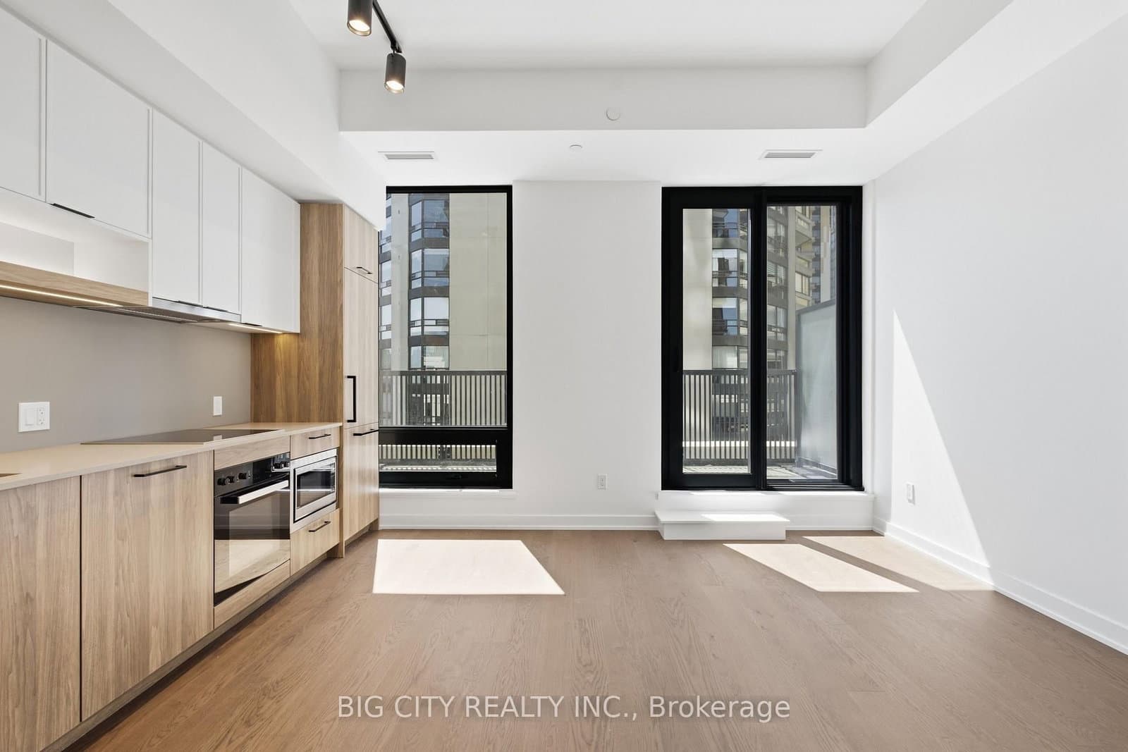 91 Montclair Avenue, Unit 829 thumbnail 8