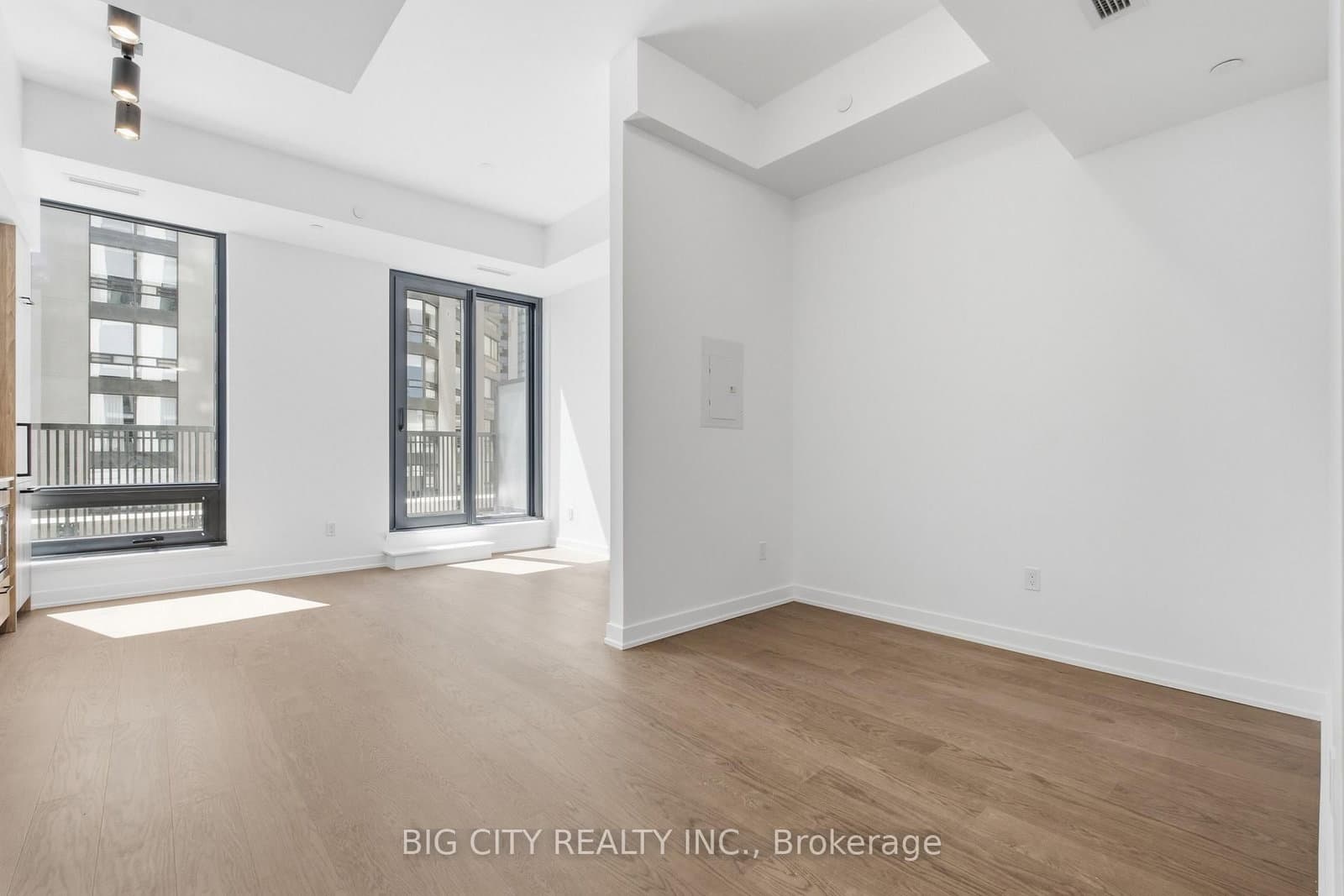 91 Montclair Avenue, Unit 829 thumbnail 9