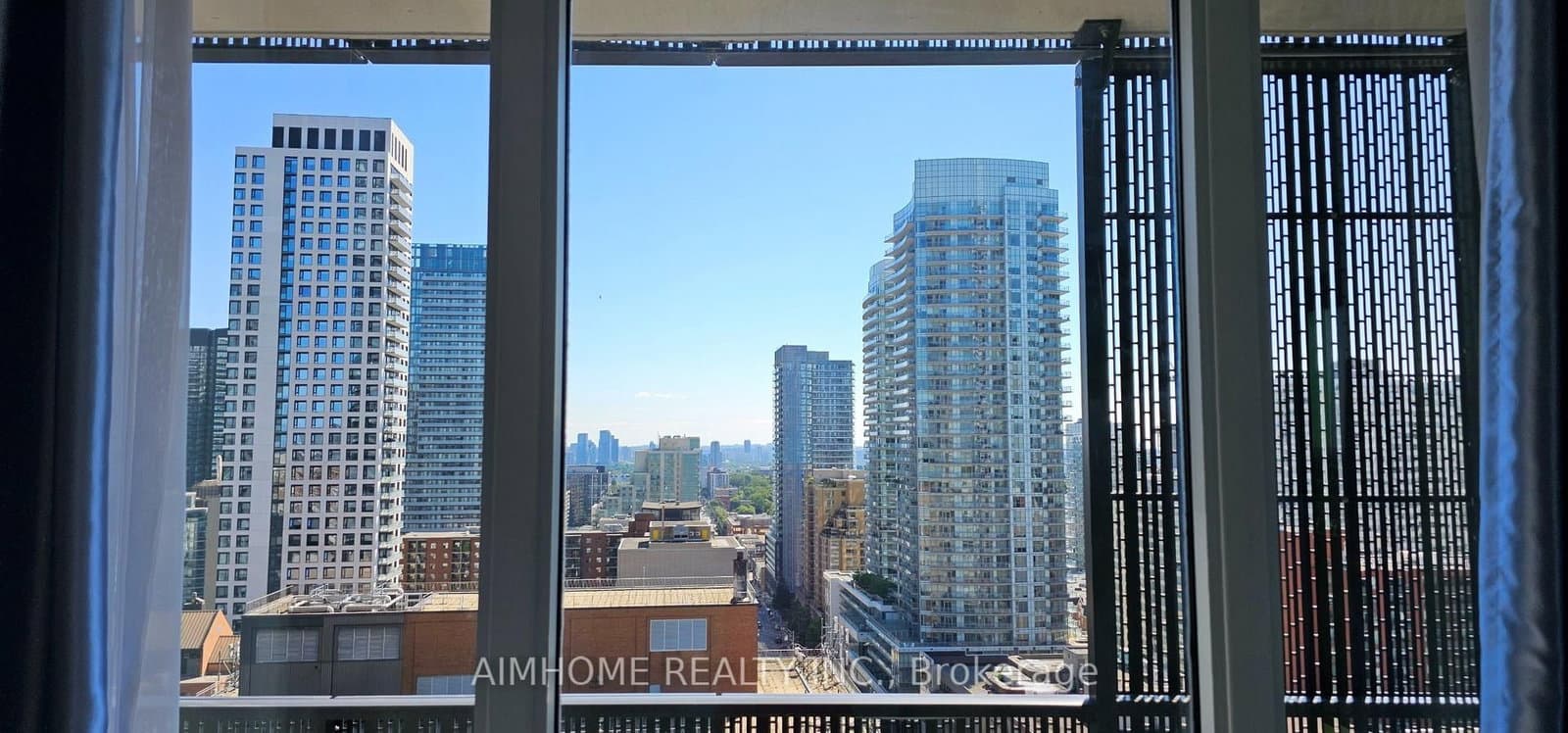 8 Eglinton Avenue E, Unit 1711 thumbnail 13