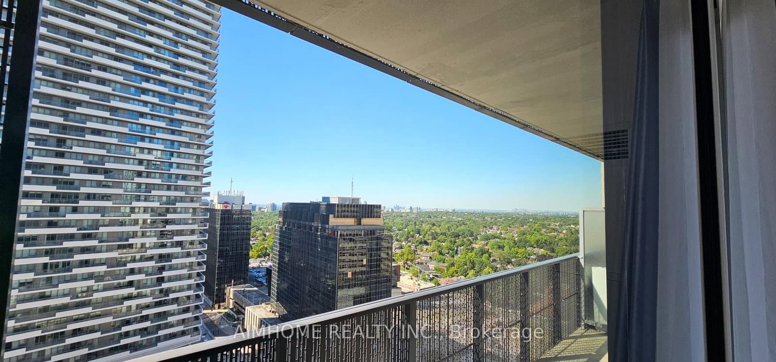 8 Eglinton Avenue E, Unit 1711 thumbnail 14