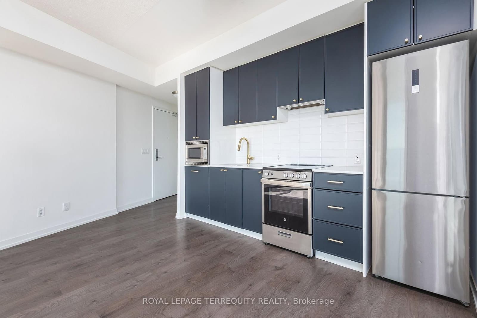 49 East Liberty Street, Unit 1802 thumbnail 12