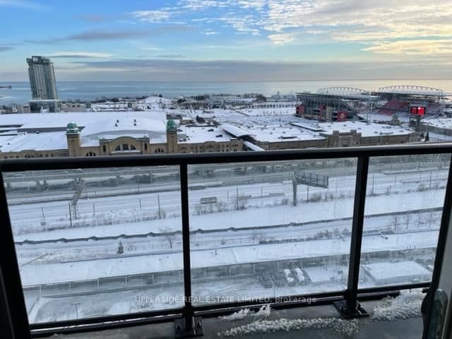 135 East Liberty Street, Unit 1613 thumbnail 10