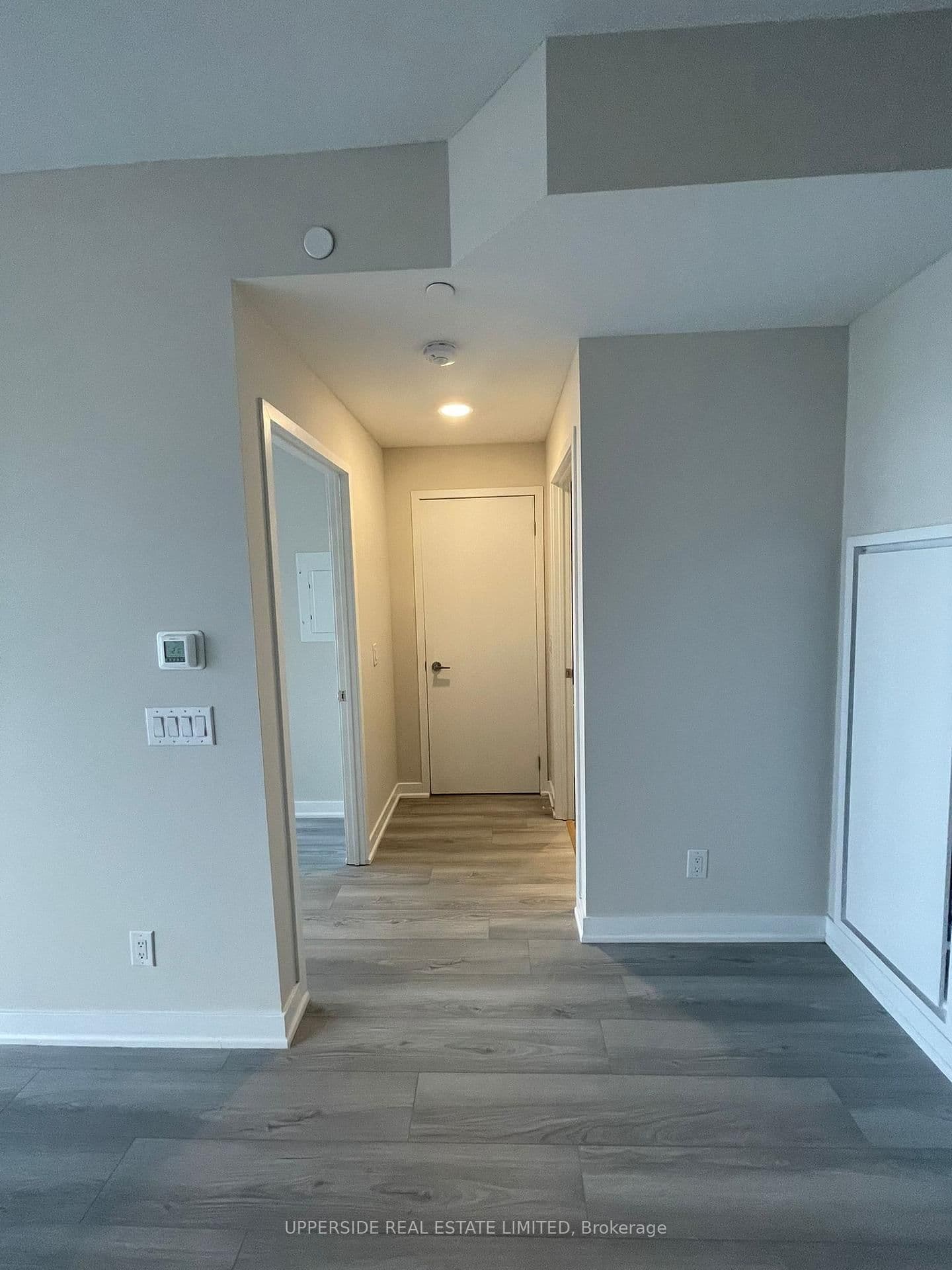 135 East Liberty Street, Unit 1613 thumbnail 13