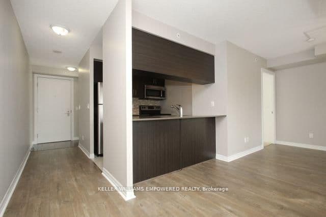 275 Yorkland Road, Unit 910 thumbnail 5