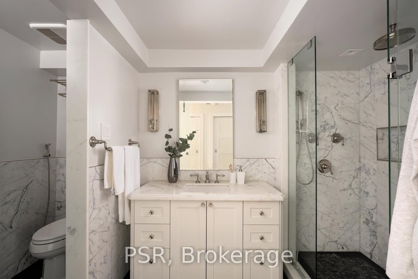 20 Brockton Avenue, Unit 8 thumbnail 13