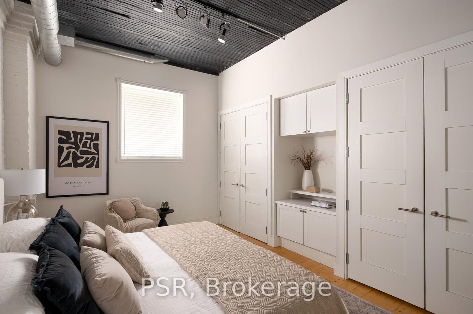 20 Brockton Avenue, Unit 8 thumbnail 18