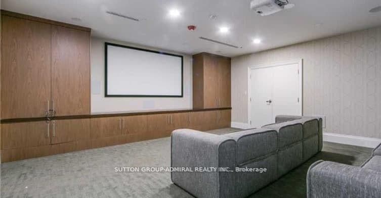 20 Bruyeres Mews, Unit 217 thumbnail 11