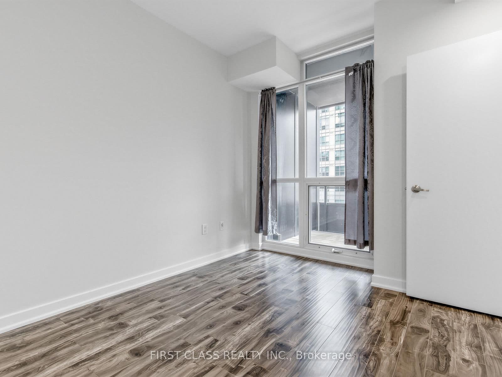 38 Dan Leckie Way, Unit 715 thumbnail 15