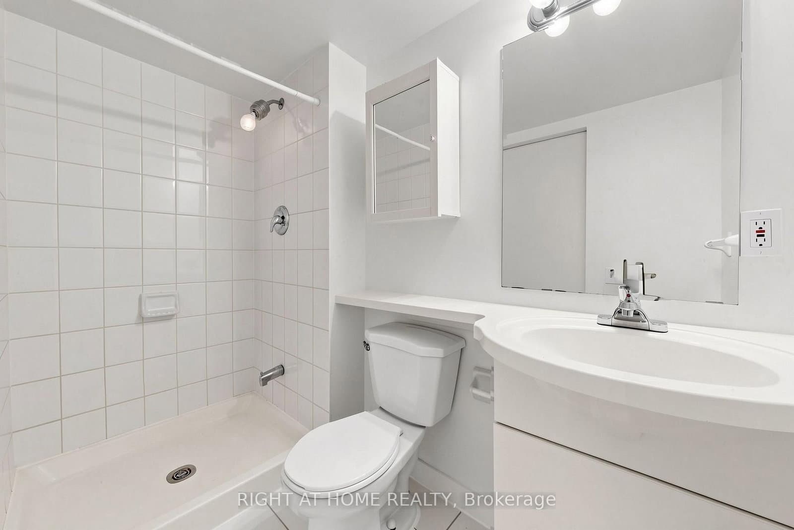 77 Lombard Street, Unit 501 thumbnail 12