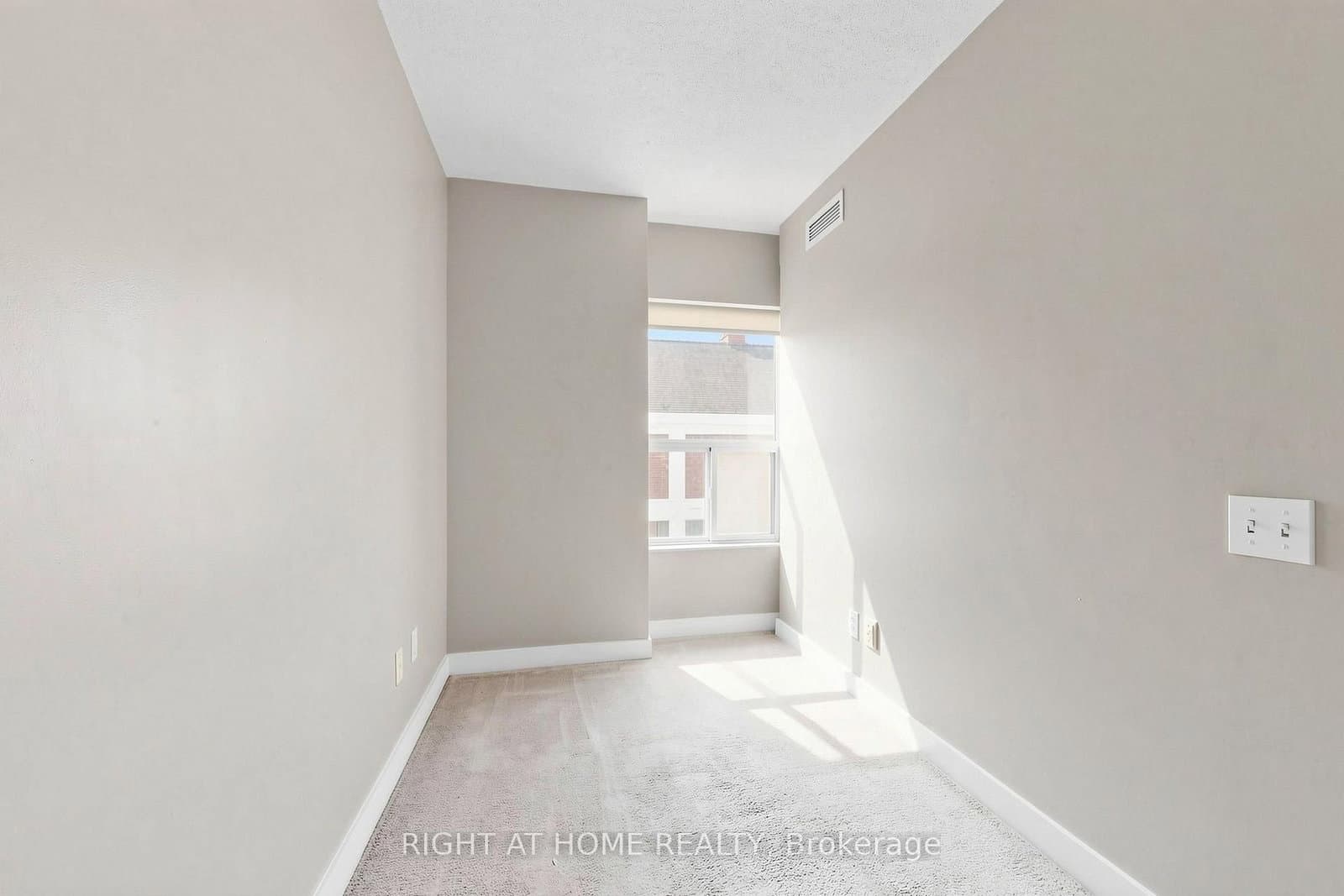 77 Lombard Street, Unit 501 thumbnail 15