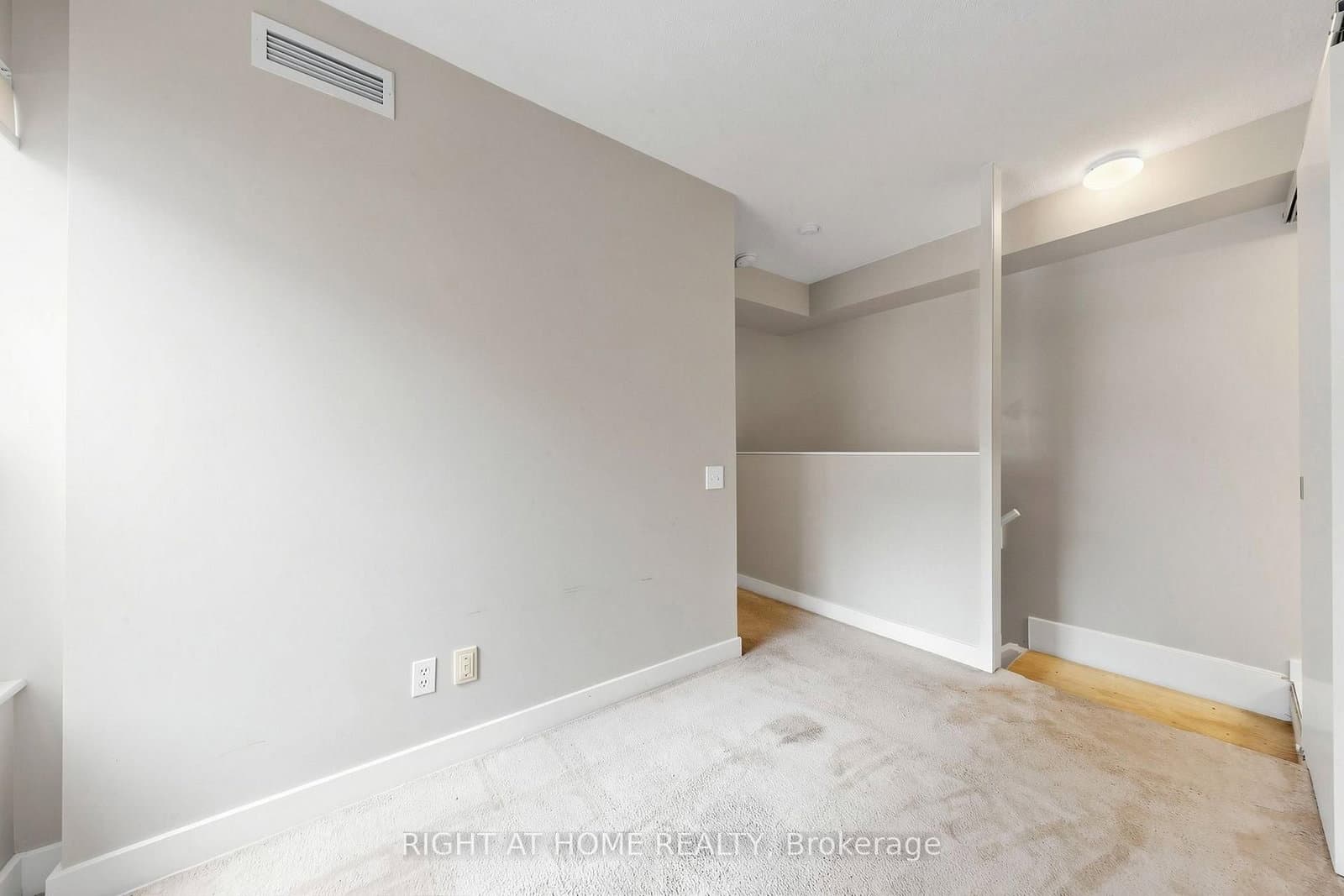 77 Lombard Street, Unit 501 thumbnail 17