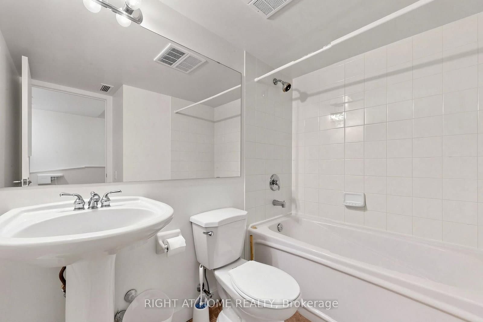 77 Lombard Street, Unit 501 thumbnail 22