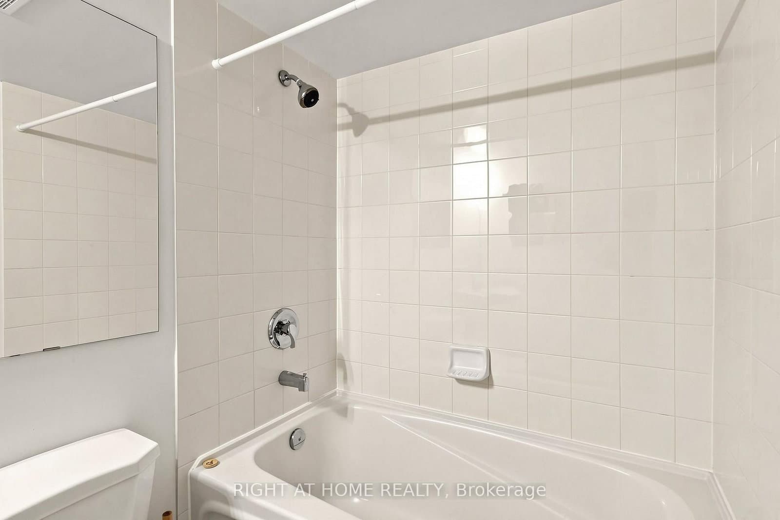 77 Lombard Street, Unit 501 thumbnail 24