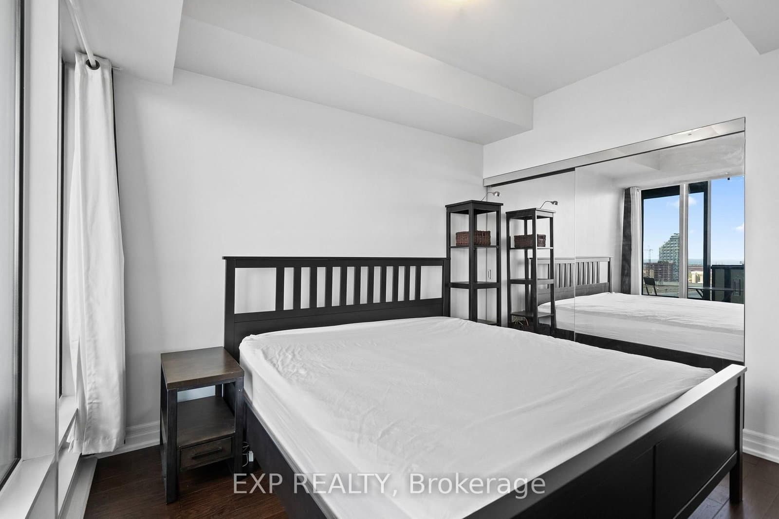 8 The Esplanade, Unit 3510 thumbnail 17