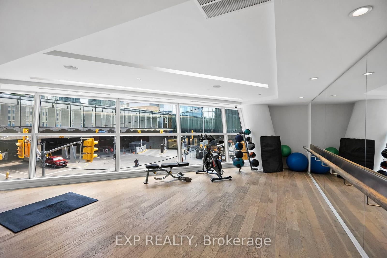 8 The Esplanade, Unit 3510 thumbnail 32