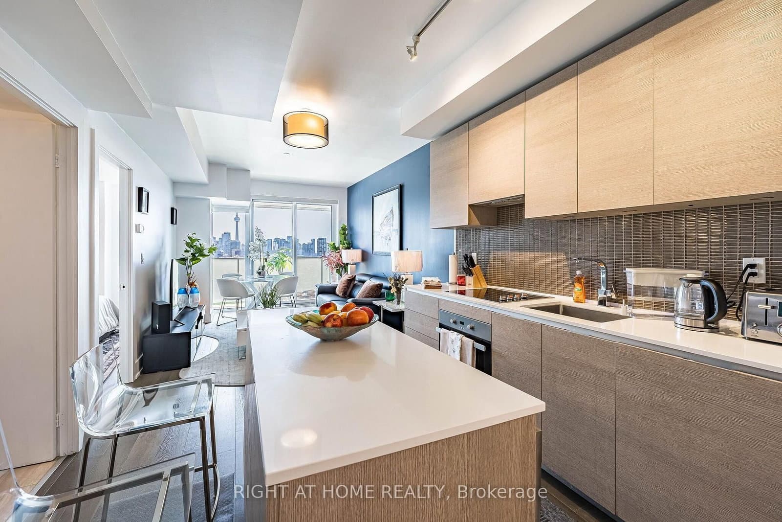 200 W Bloor Street W, Unit 1604 thumbnail 11