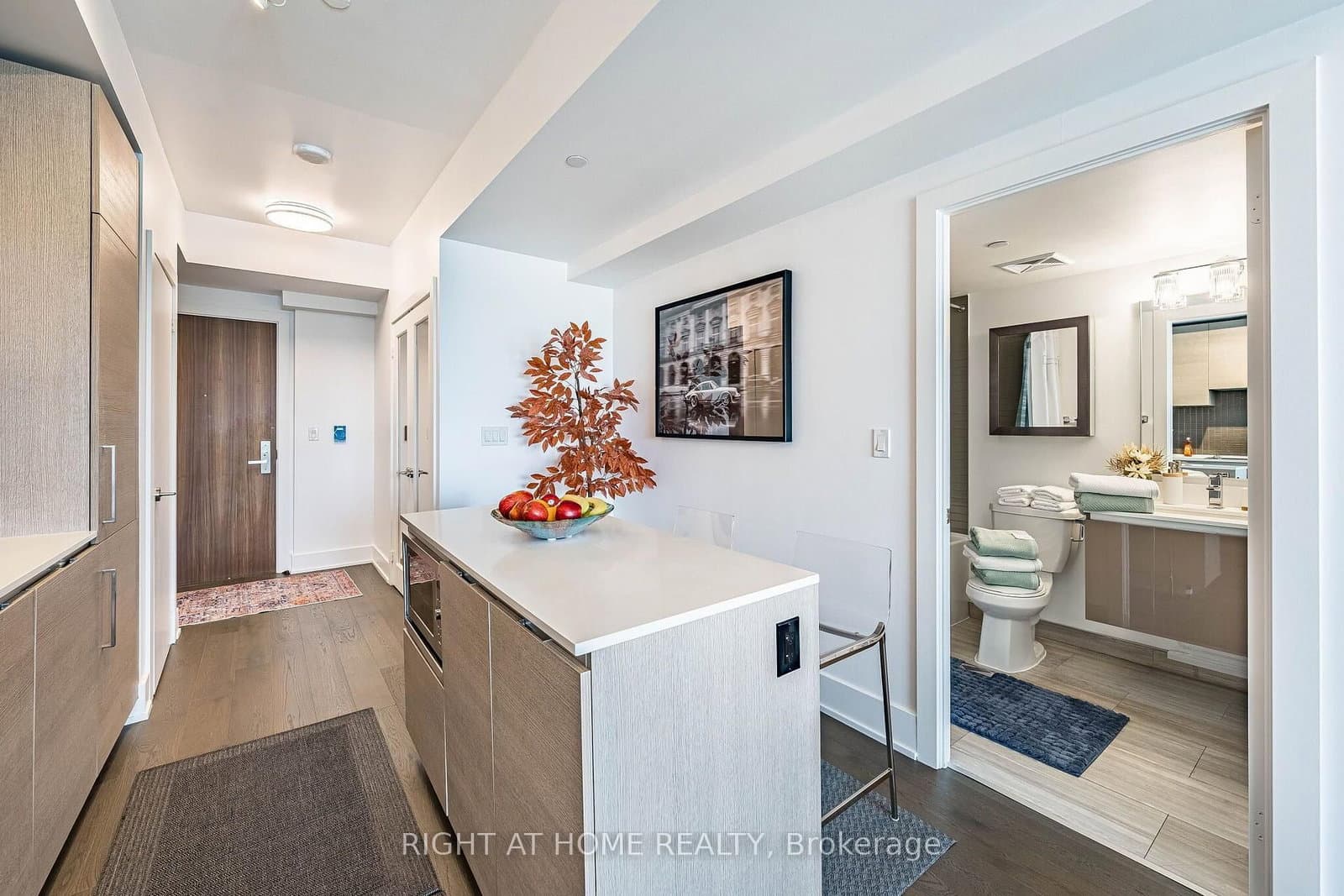 200 W Bloor Street W, Unit 1604 thumbnail 12