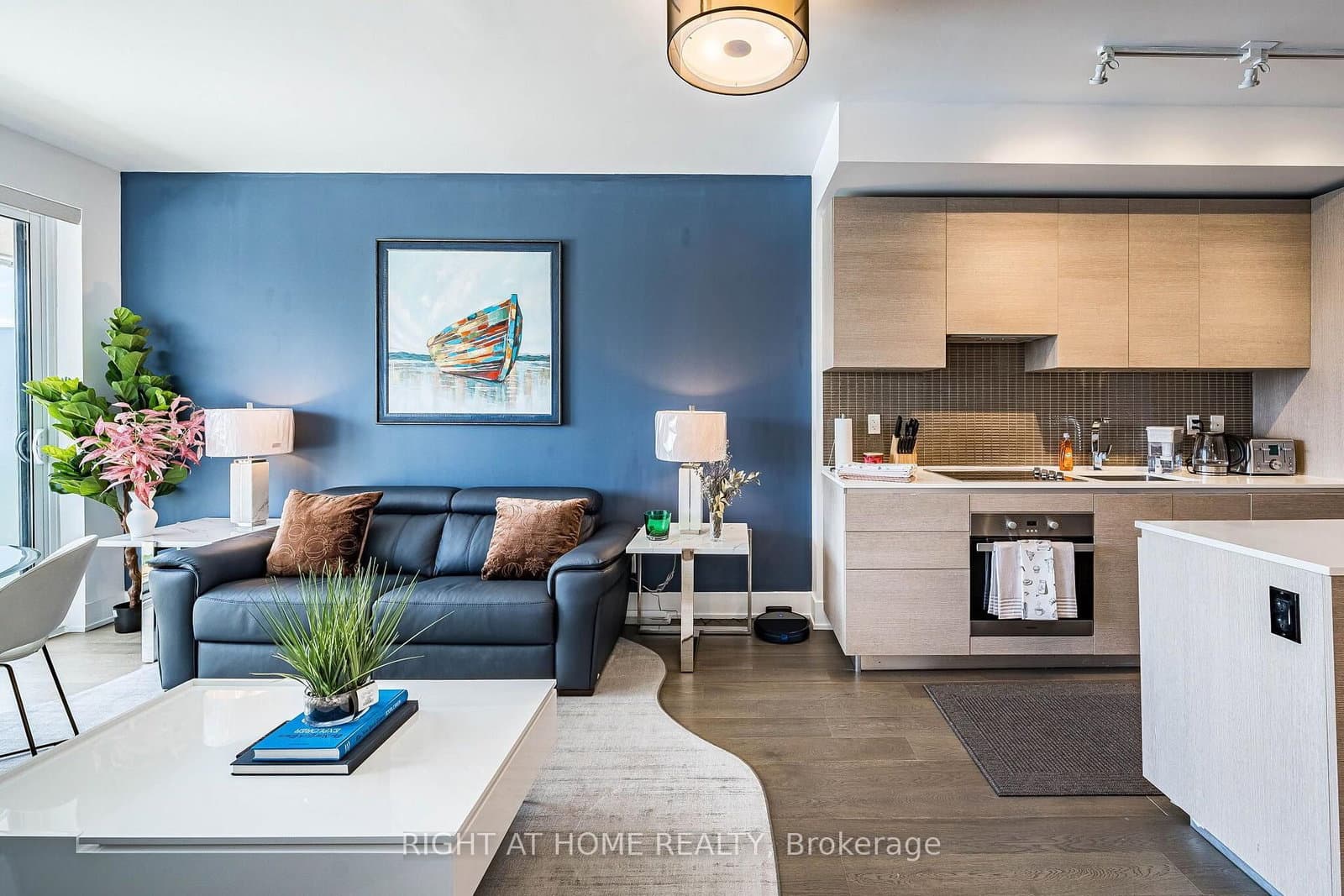 200 W Bloor Street W, Unit 1604 thumbnail 21