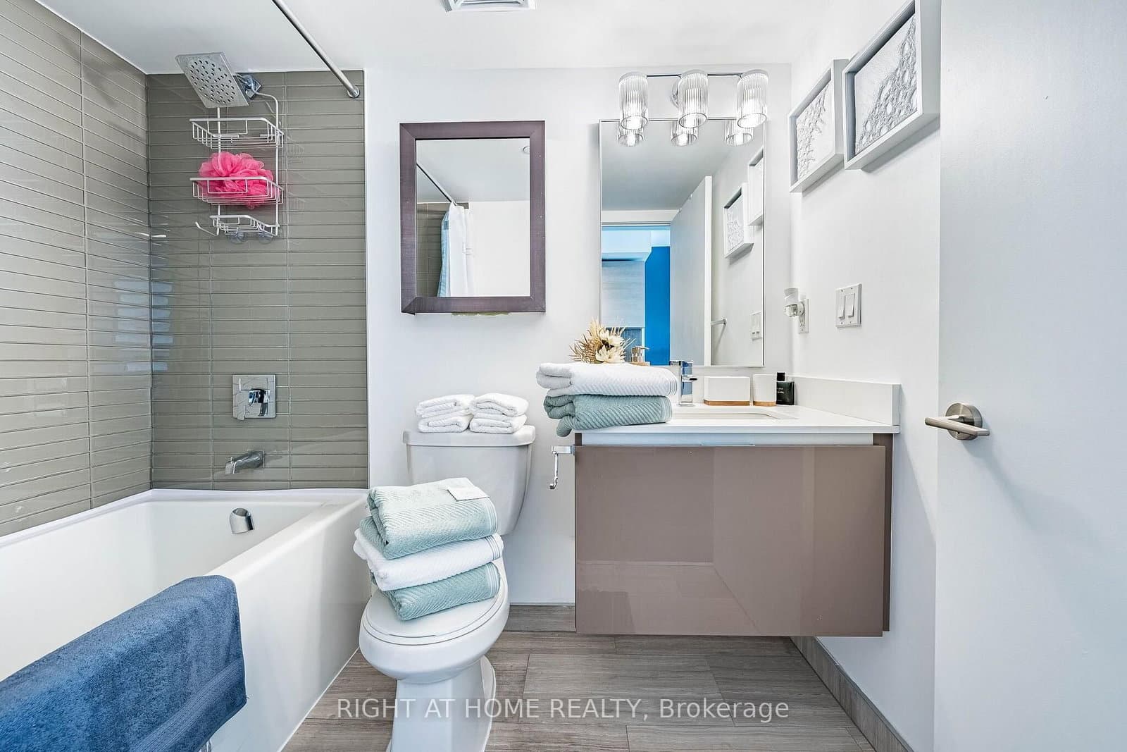 200 W Bloor Street W, Unit 1604 thumbnail 25