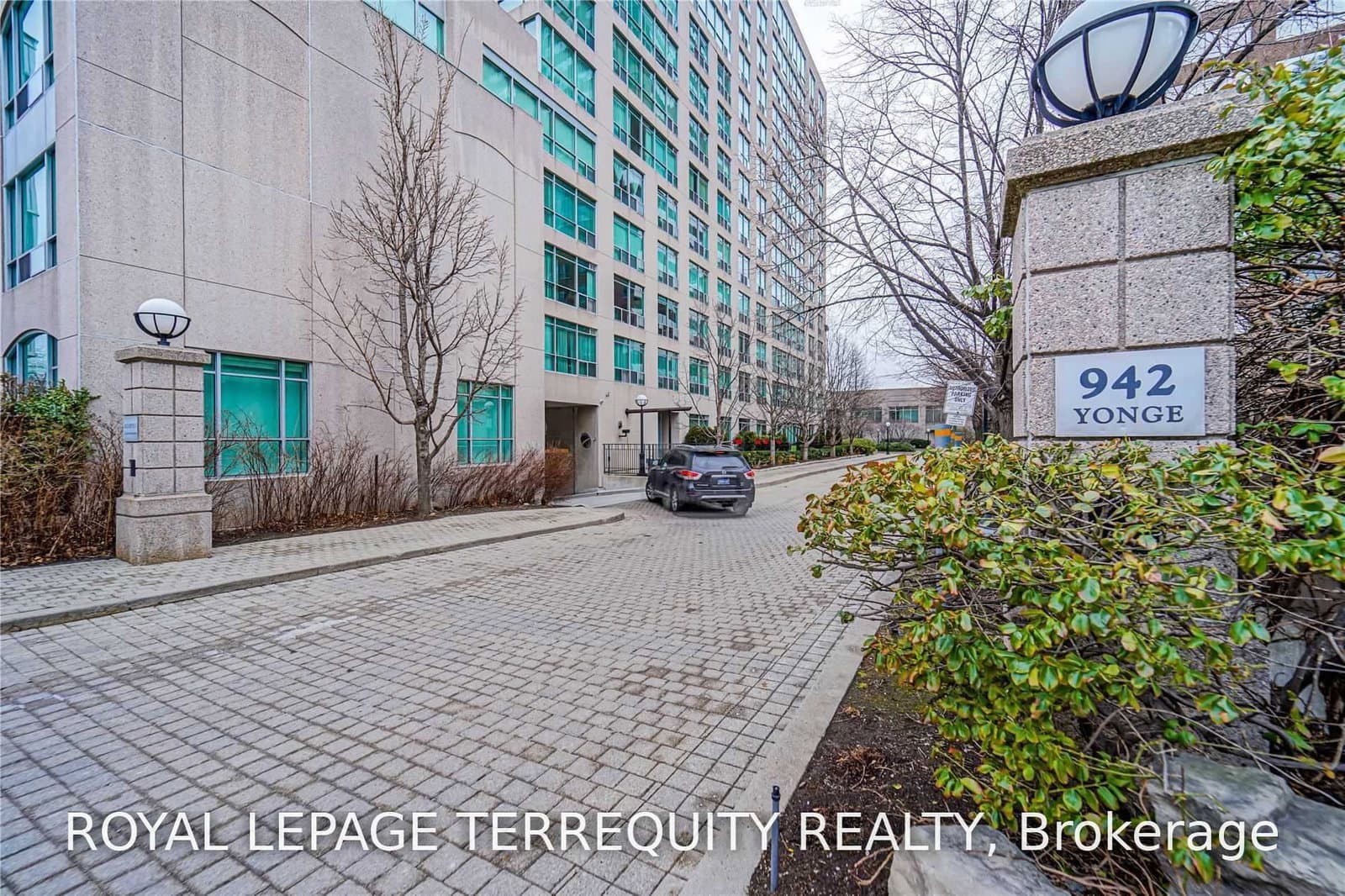 942 Yonge Street, Unit 319 thumbnail 34