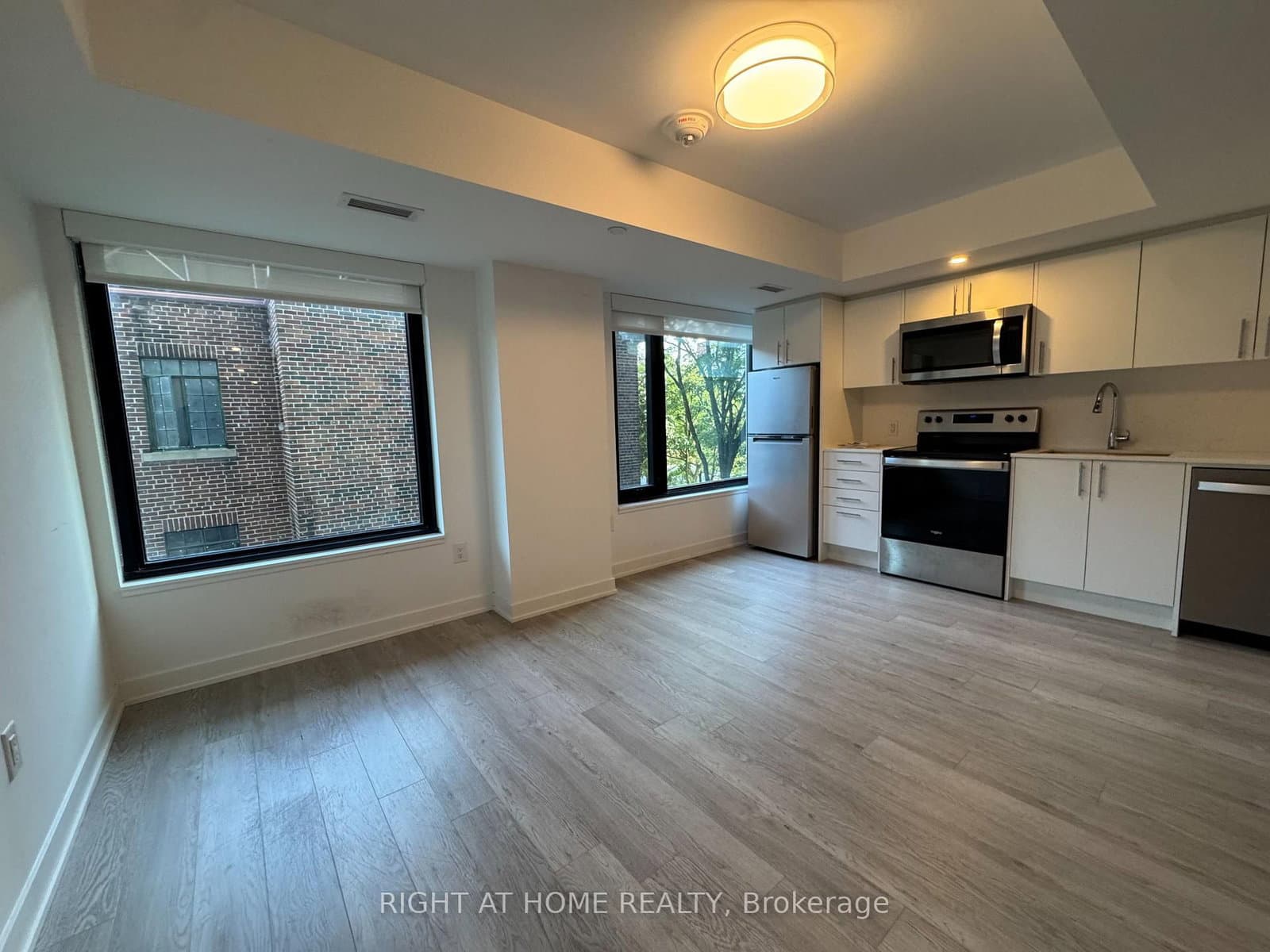 3 Strathgowan Avenue, Unit 326 thumbnail 16
