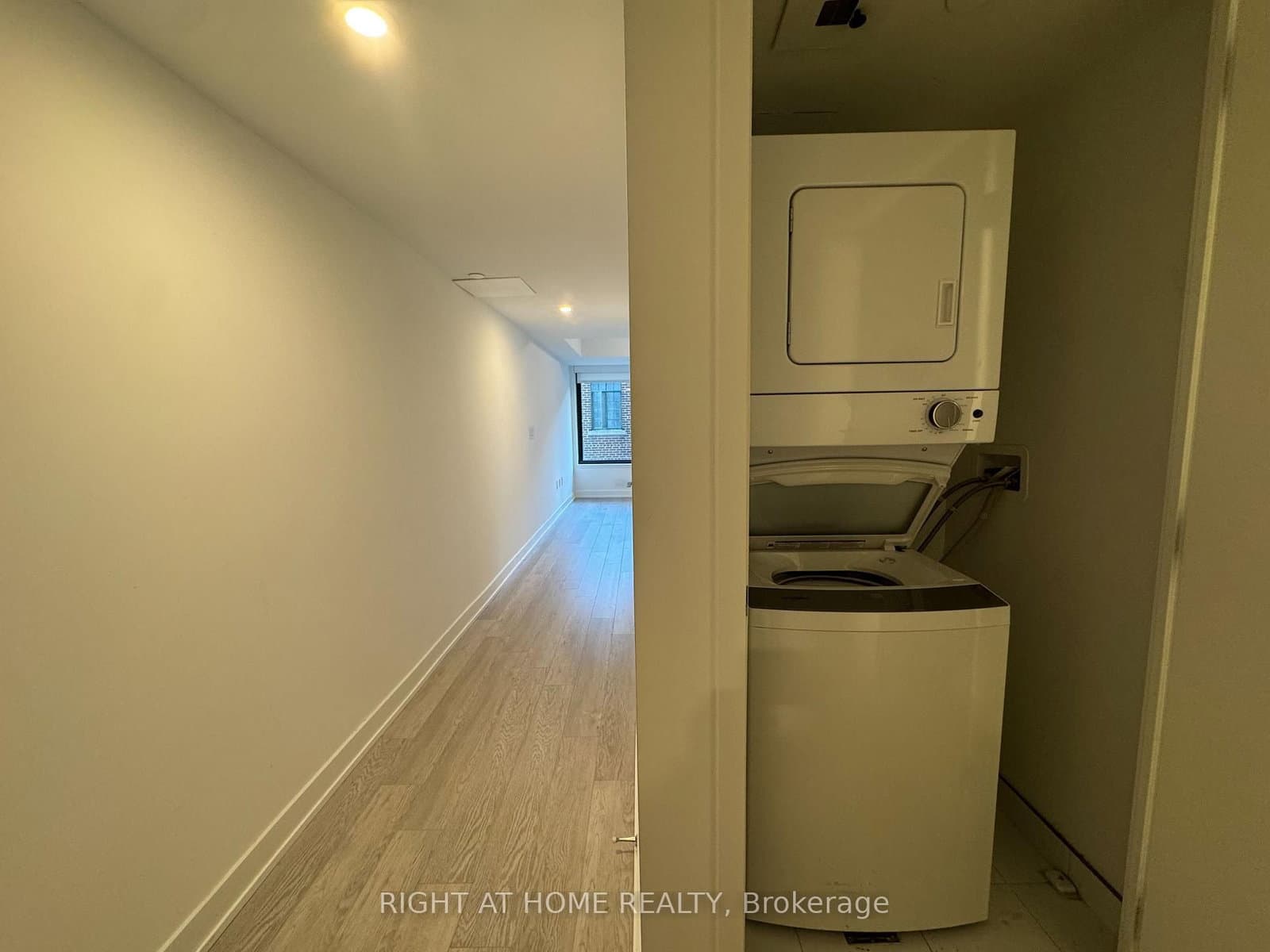 3 Strathgowan Avenue, Unit 326 thumbnail 19