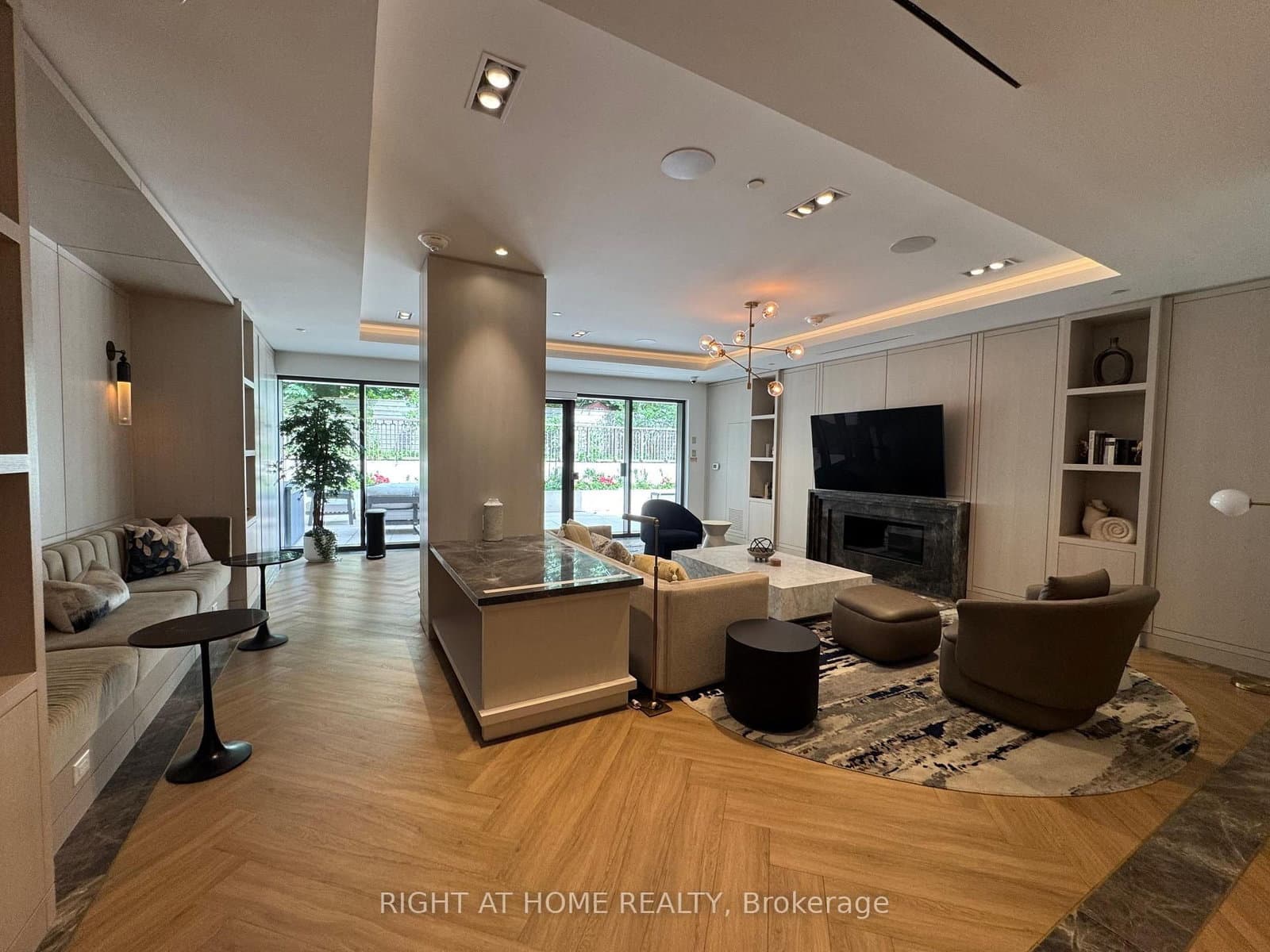 3 Strathgowan Avenue, Unit 326 thumbnail 23