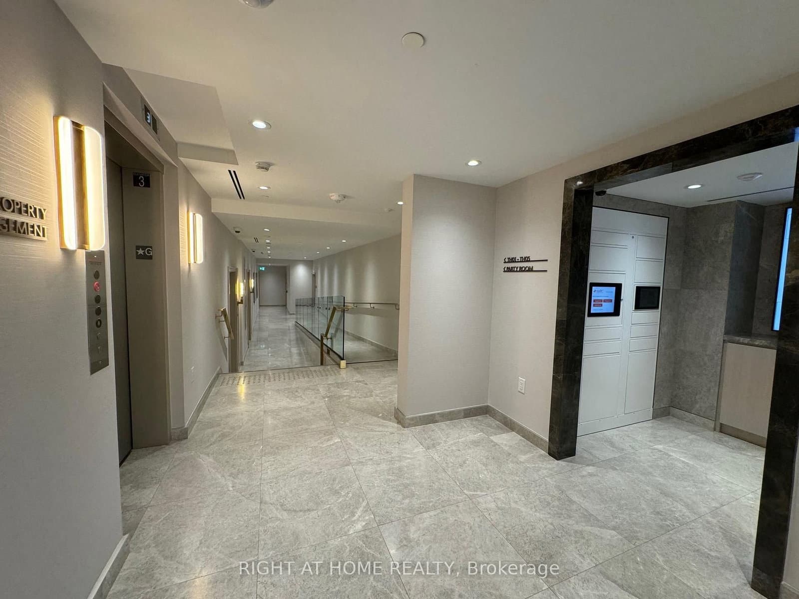 3 Strathgowan Avenue, Unit 326 thumbnail 27