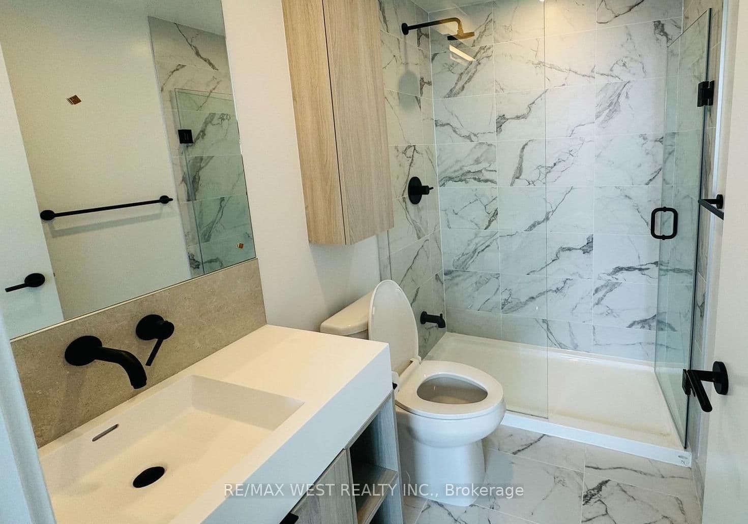 108 Peter Street, Unit 2601 thumbnail 6