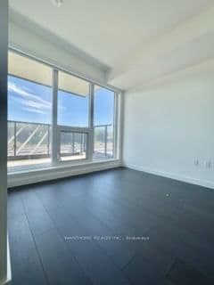 85 Mcmahon Drive, Unit 505 thumbnail 9