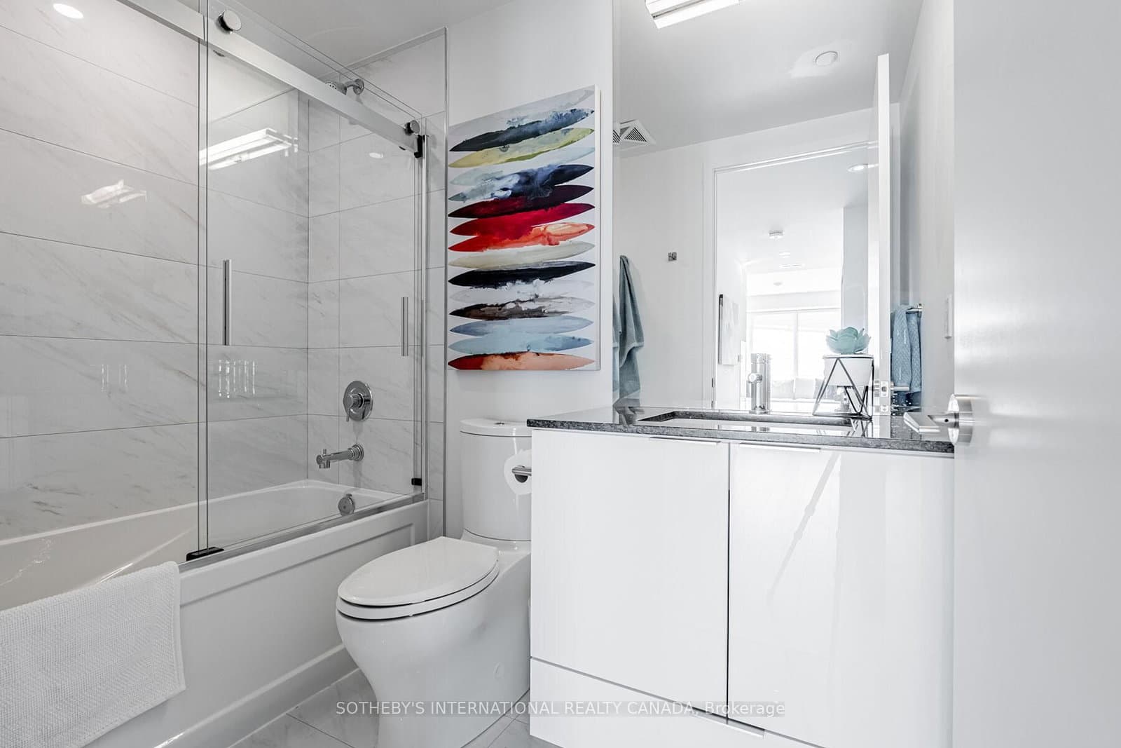 15 Queens Quay E, Unit 3403 thumbnail 18