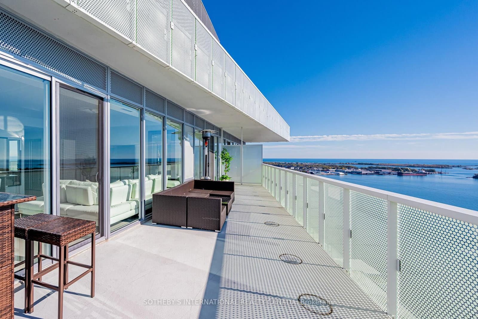 15 Queens Quay E, Unit 3403 thumbnail 22