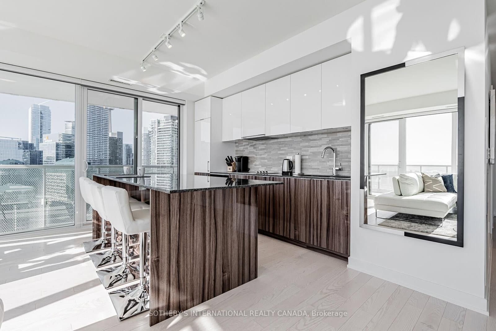 15 Queens Quay E, Unit 3403 thumbnail 3