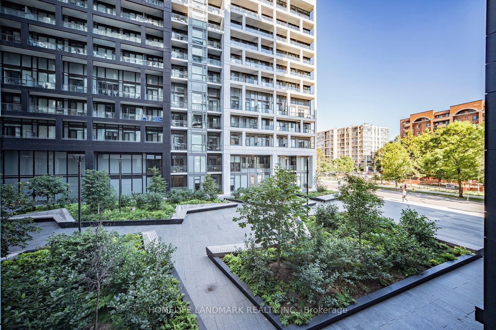 121 Lower Sherbourne Street, Unit TH-112 thumbnail 3