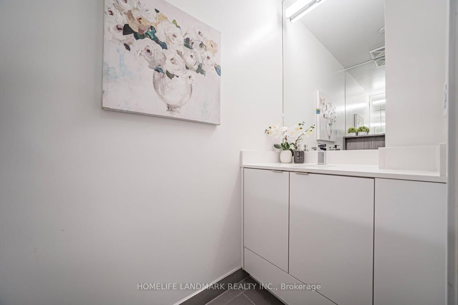 121 Lower Sherbourne Street, Unit TH-112 thumbnail 40