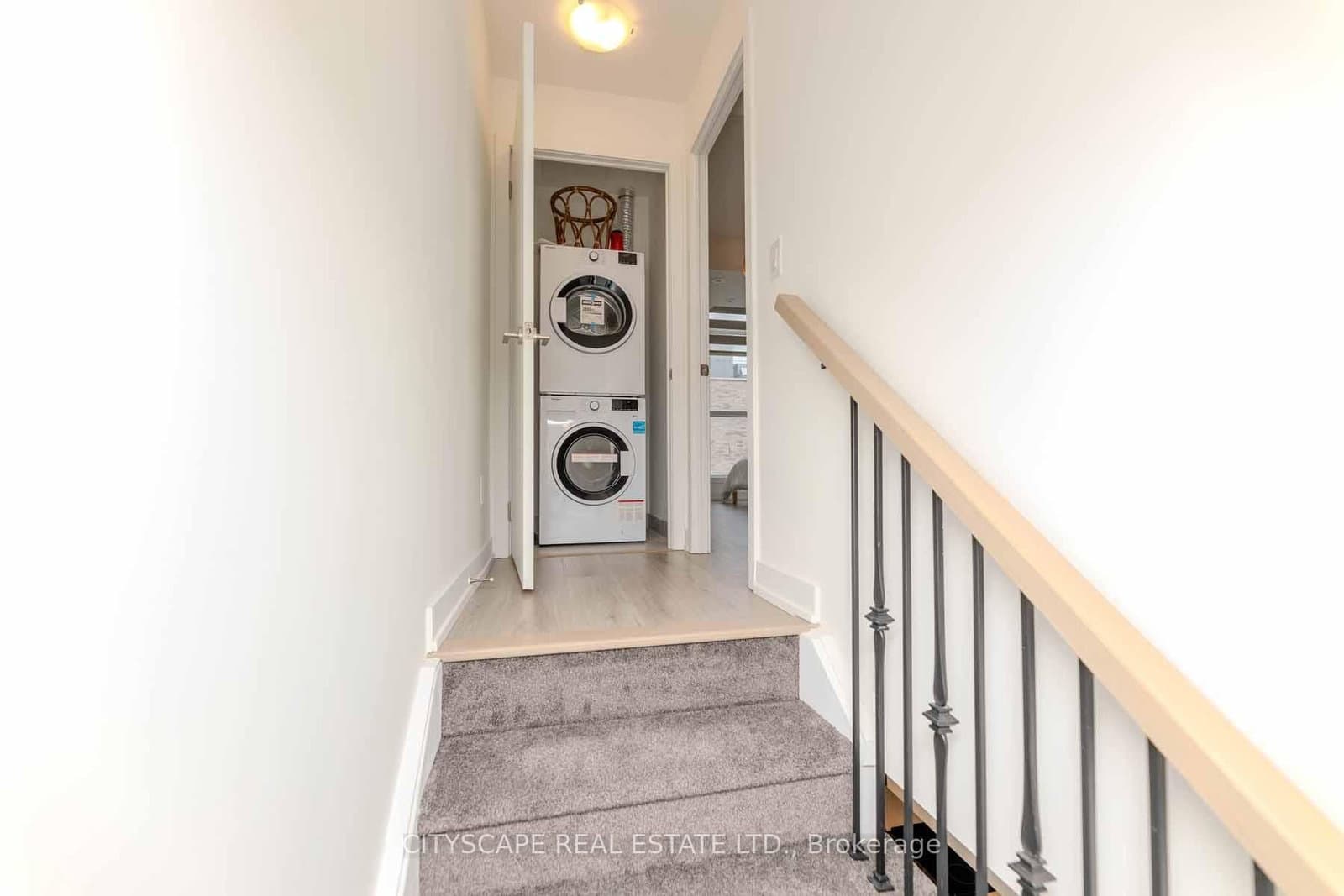 871 Sheppard Avenue W, Unit 46 thumbnail 22