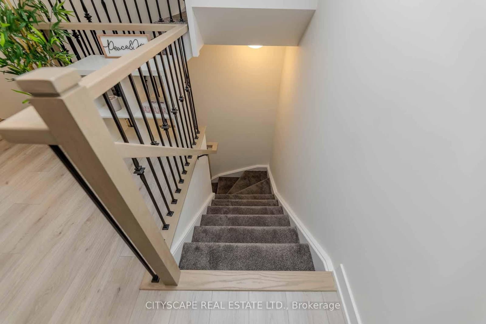 871 Sheppard Avenue W, Unit 46 thumbnail 37