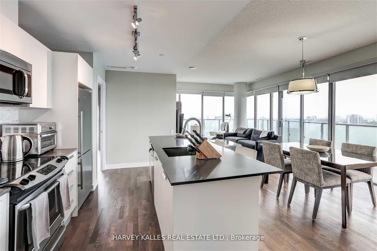 1815 Yonge Street, Unit 2502 thumbnail 6