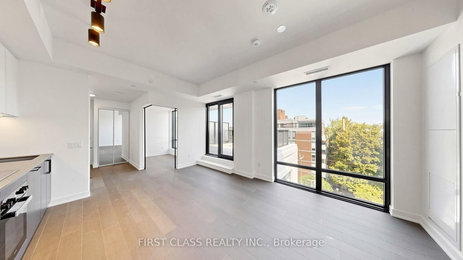 91 Montclair Avenue, Unit 822 thumbnail 10