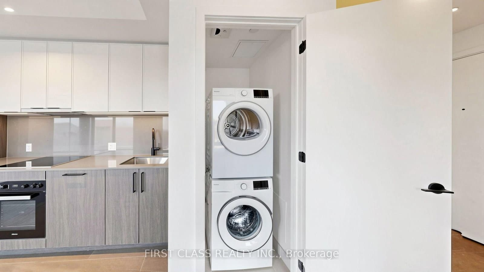 91 Montclair Avenue, Unit 822 thumbnail 20