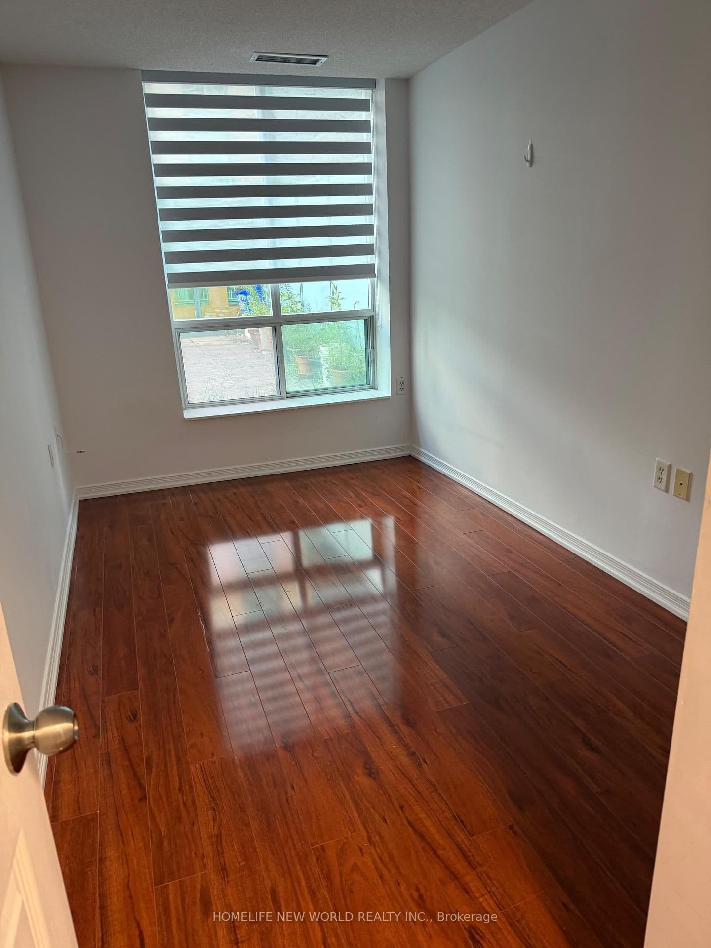 26 Olive Avenue, Unit 203 thumbnail 9