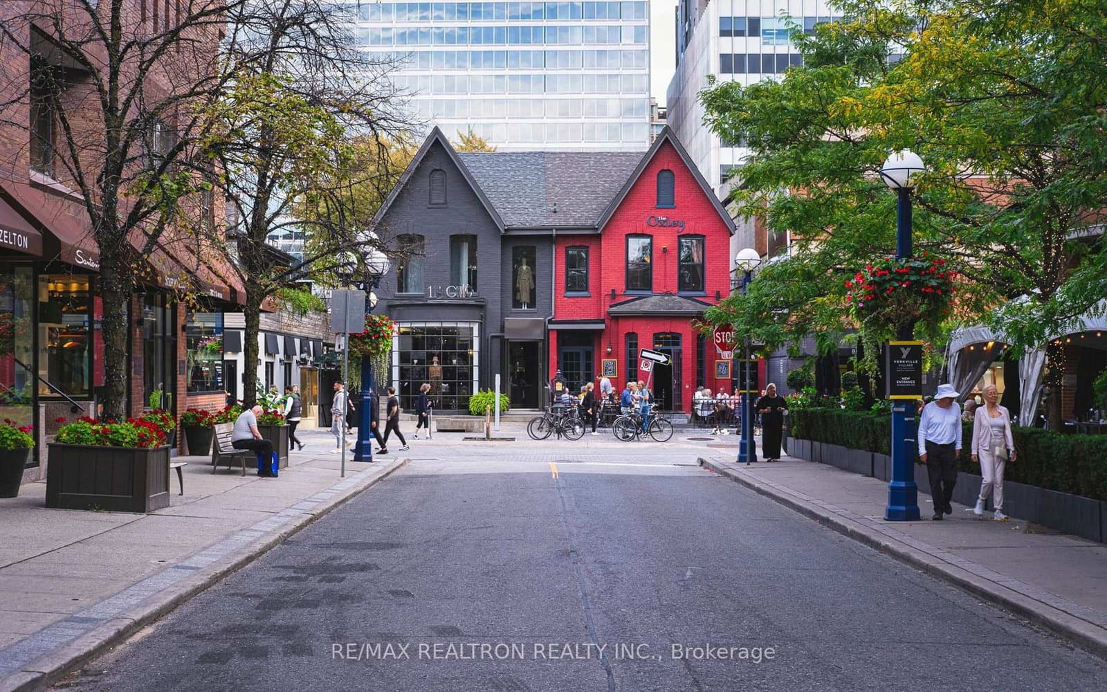 155 Yorkville Avenue thumbnail 20
