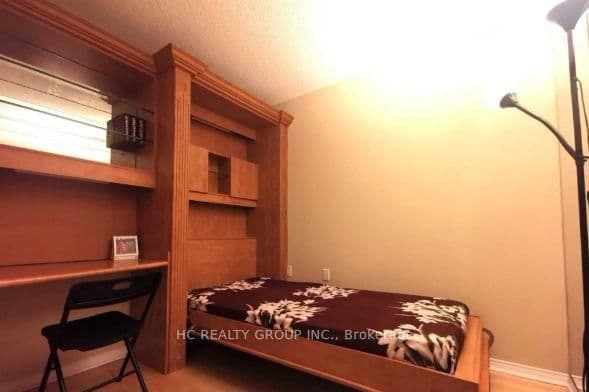 35 Finch Avenue E, Unit 211 thumbnail 11