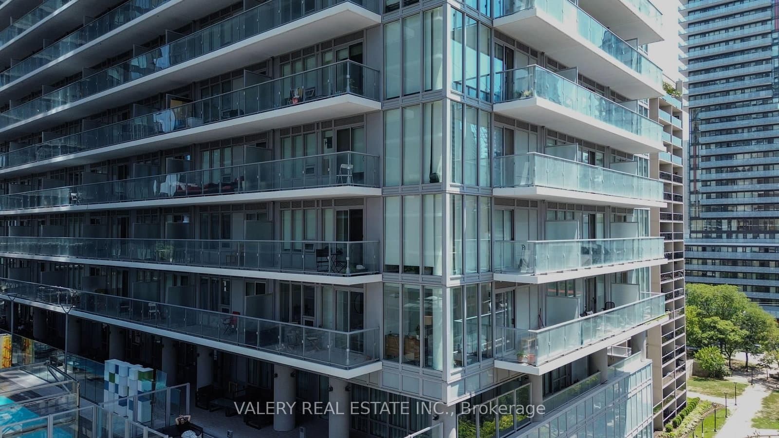 195 Redpath Avenue, Unit 712 thumbnail 30