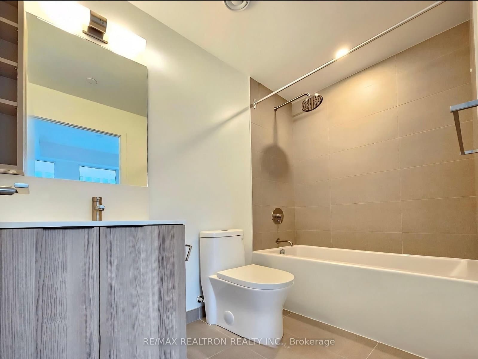 55 Mercer Street, Unit 1212 thumbnail 16
