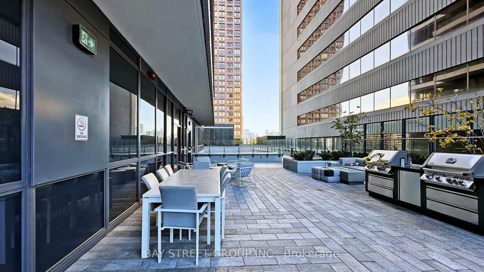 395 Bloor Street E, Unit 4206 thumbnail 24